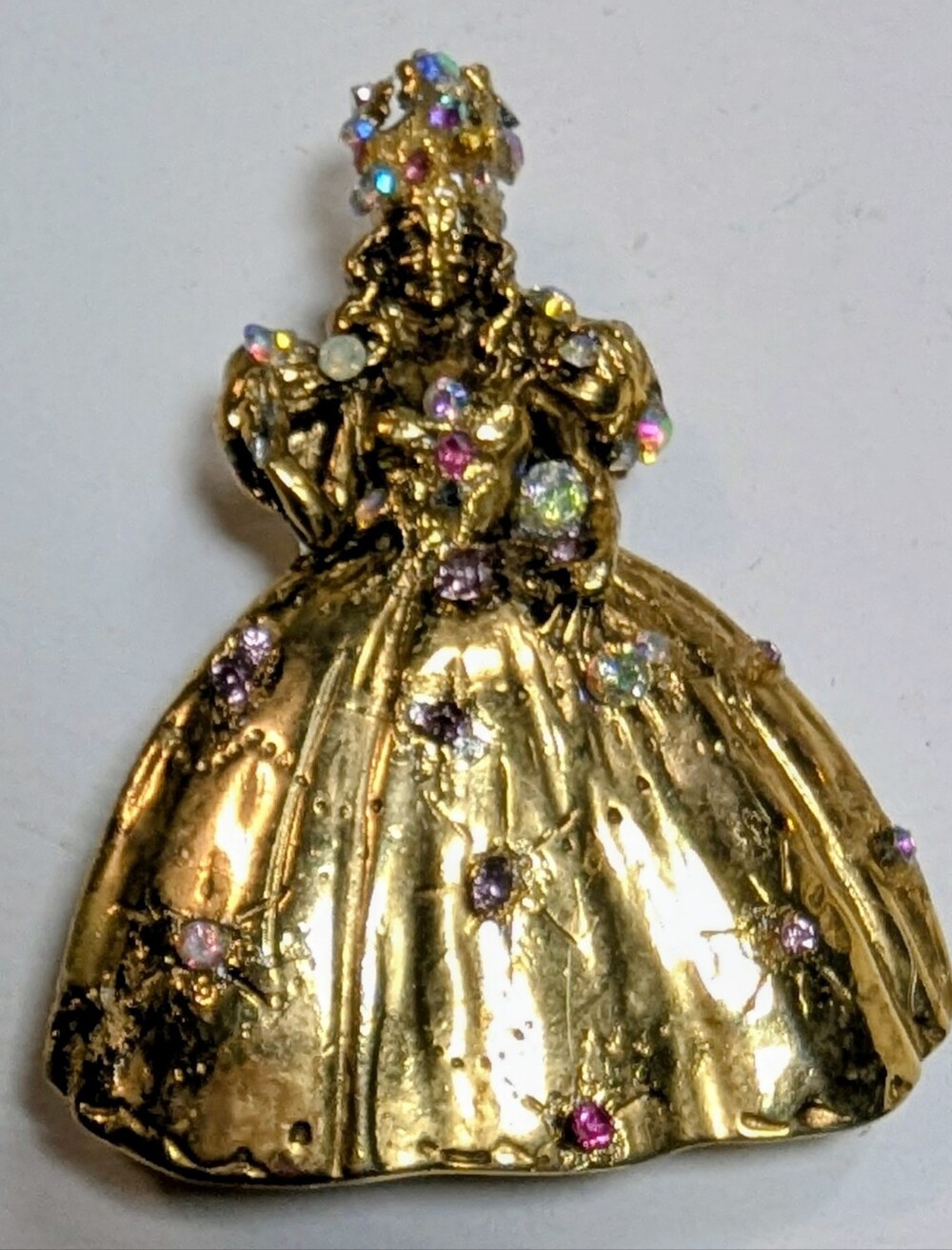 Wendy Gell Glenda the Good Witch of Oz pin gold-plated paved Aurora Borealis. - Picture 2 of 3